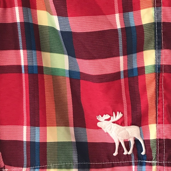 Abercrombie size medium swim trunks - Picture 2 of 5